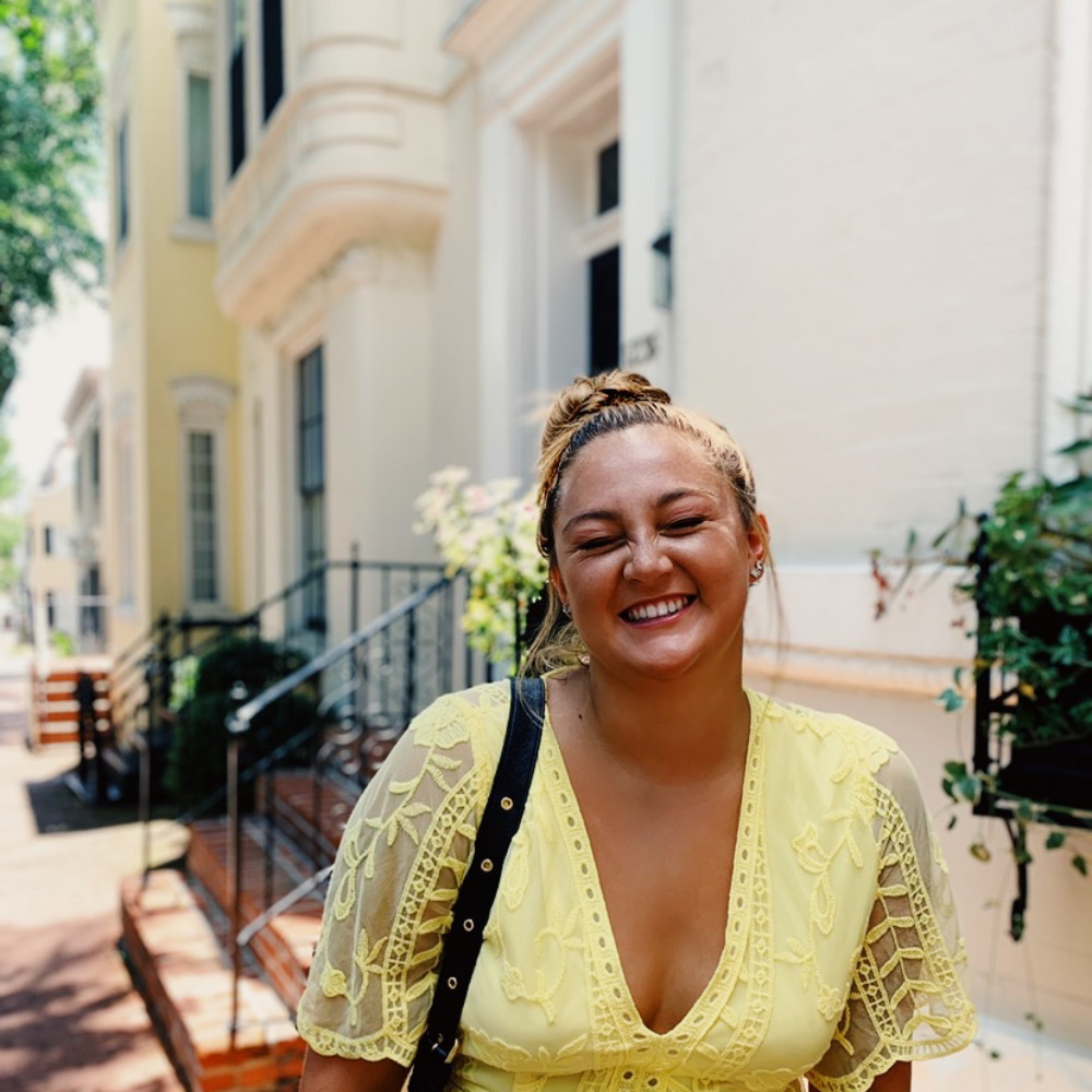 Meet your Posher, Juliana